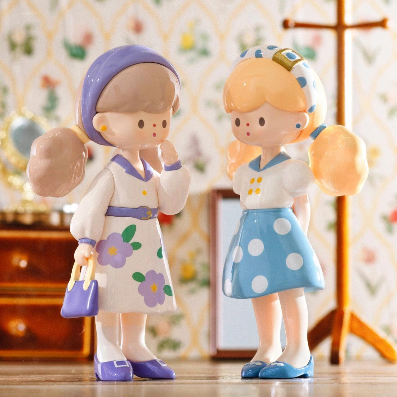 Finding Unicorn Molinta Retro Girls Series Blind Box