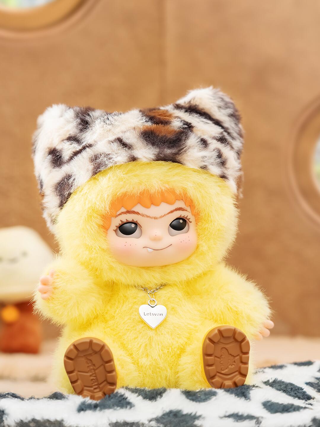 【PRE-ORDER】WAKUKU Fuzzy Trendy Fun Party Series Plush Blind Box