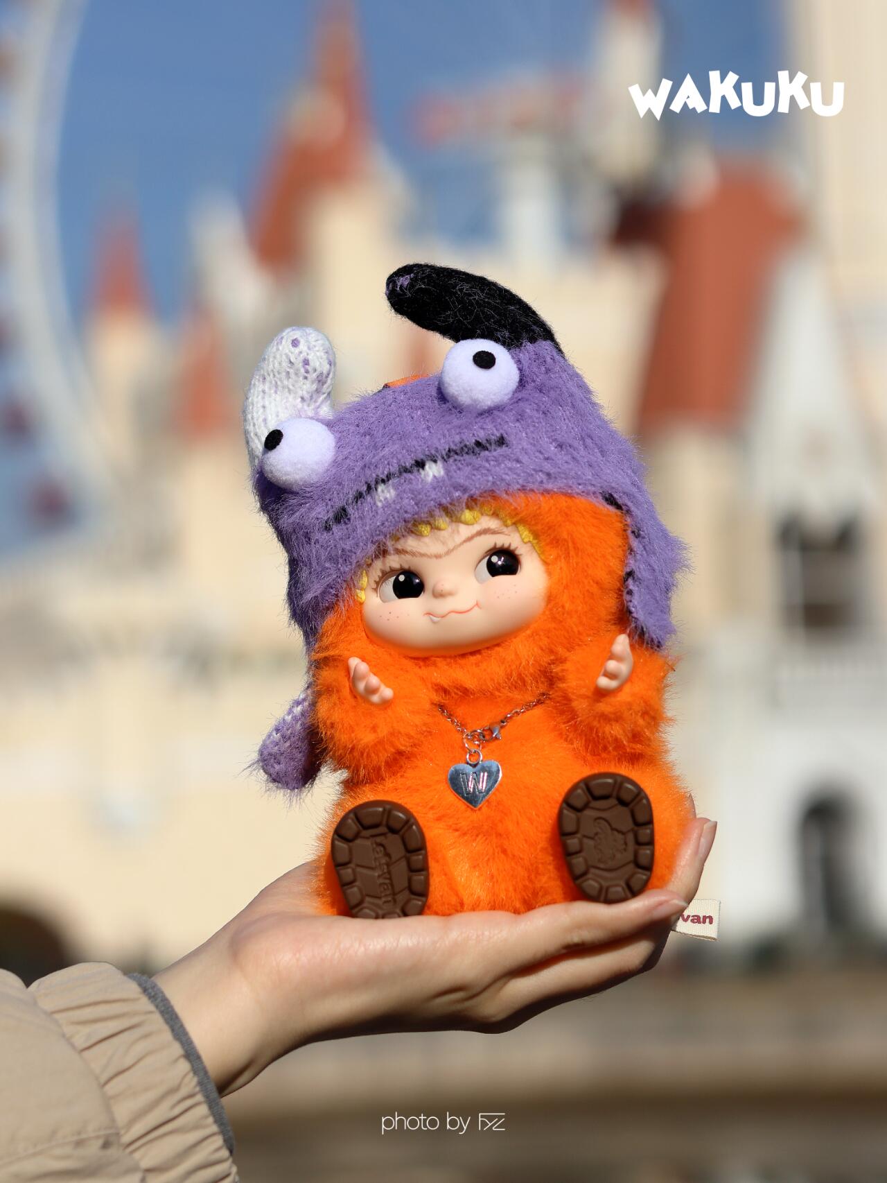 【PRE-ORDER】WAKUKU Fuzzy Trendy Fun Party Series Plush Blind Box