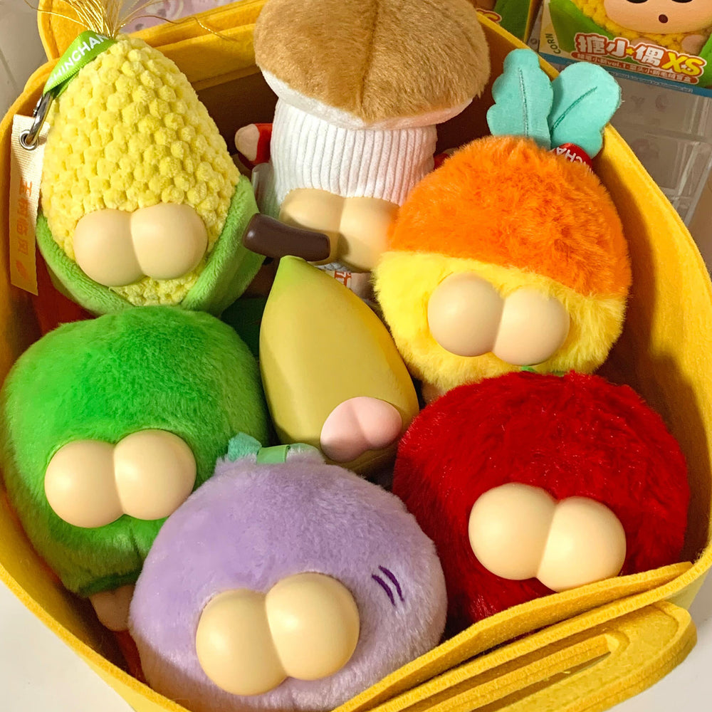 CRAYON SHINCHAN VOL.1 VEGGIE PLUSH PENDANT BLIND BOX