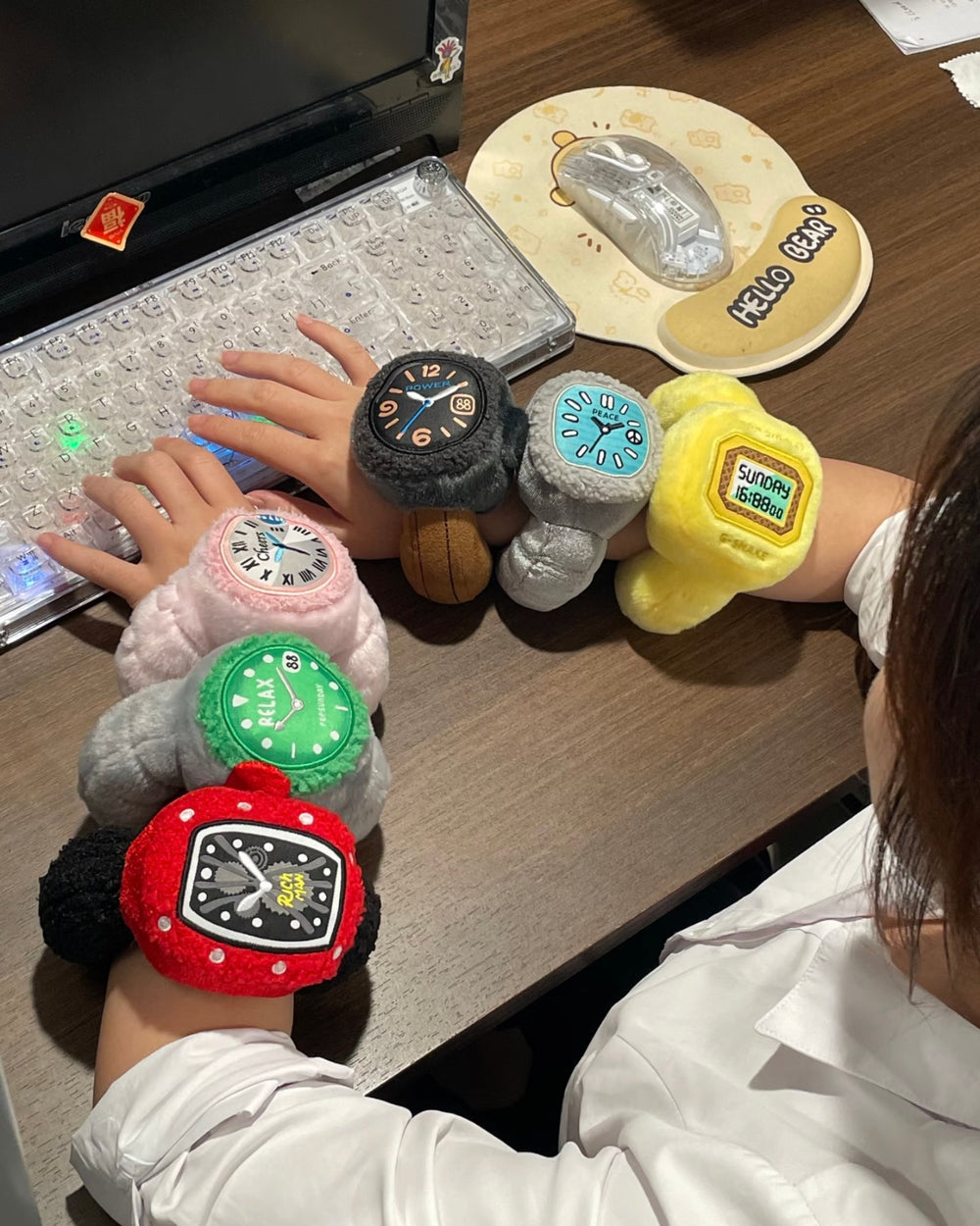 POP SUNDAY Relax Watch Plush Blind Box