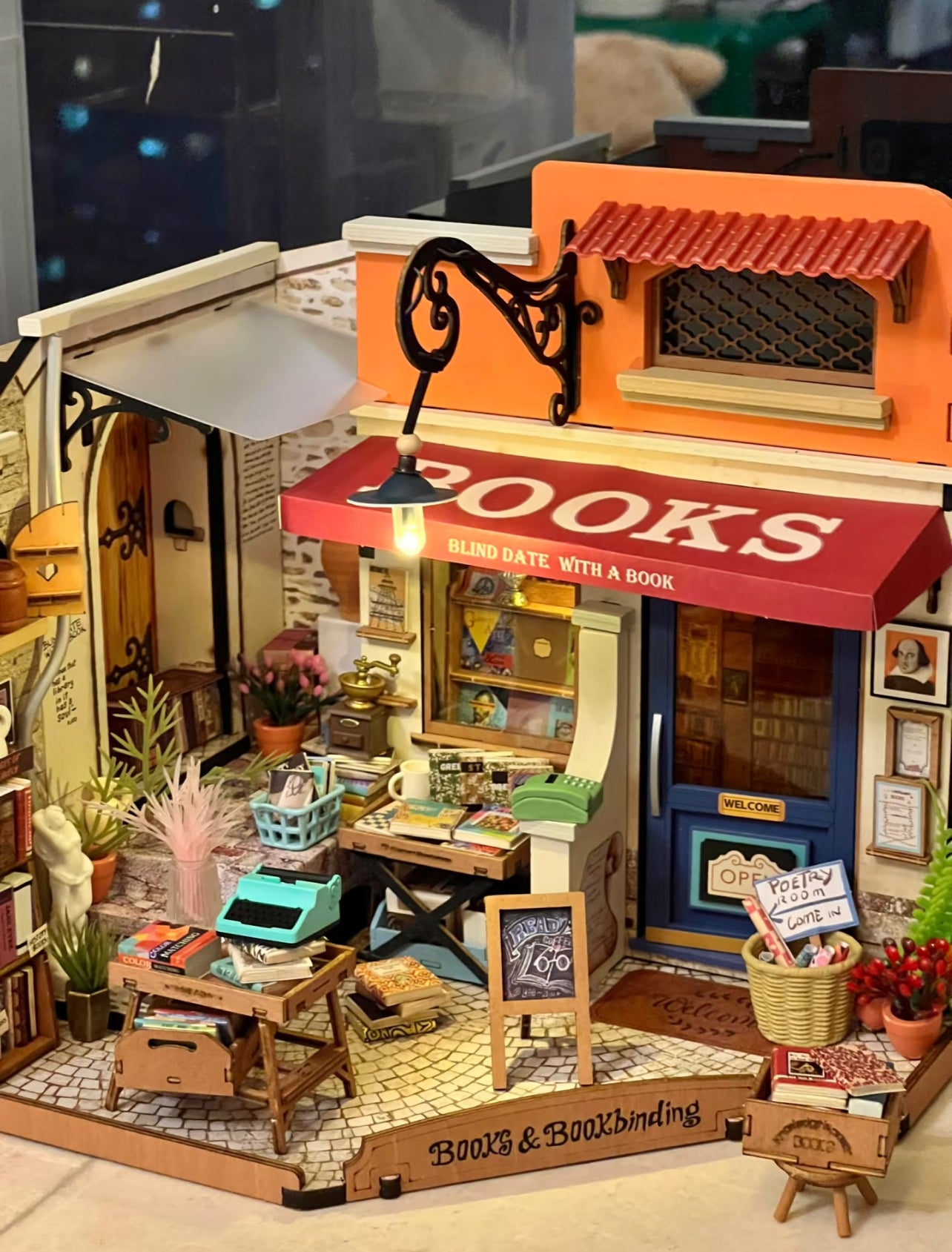 Rolife DIY Miniature House Kit - Corner Bookstore