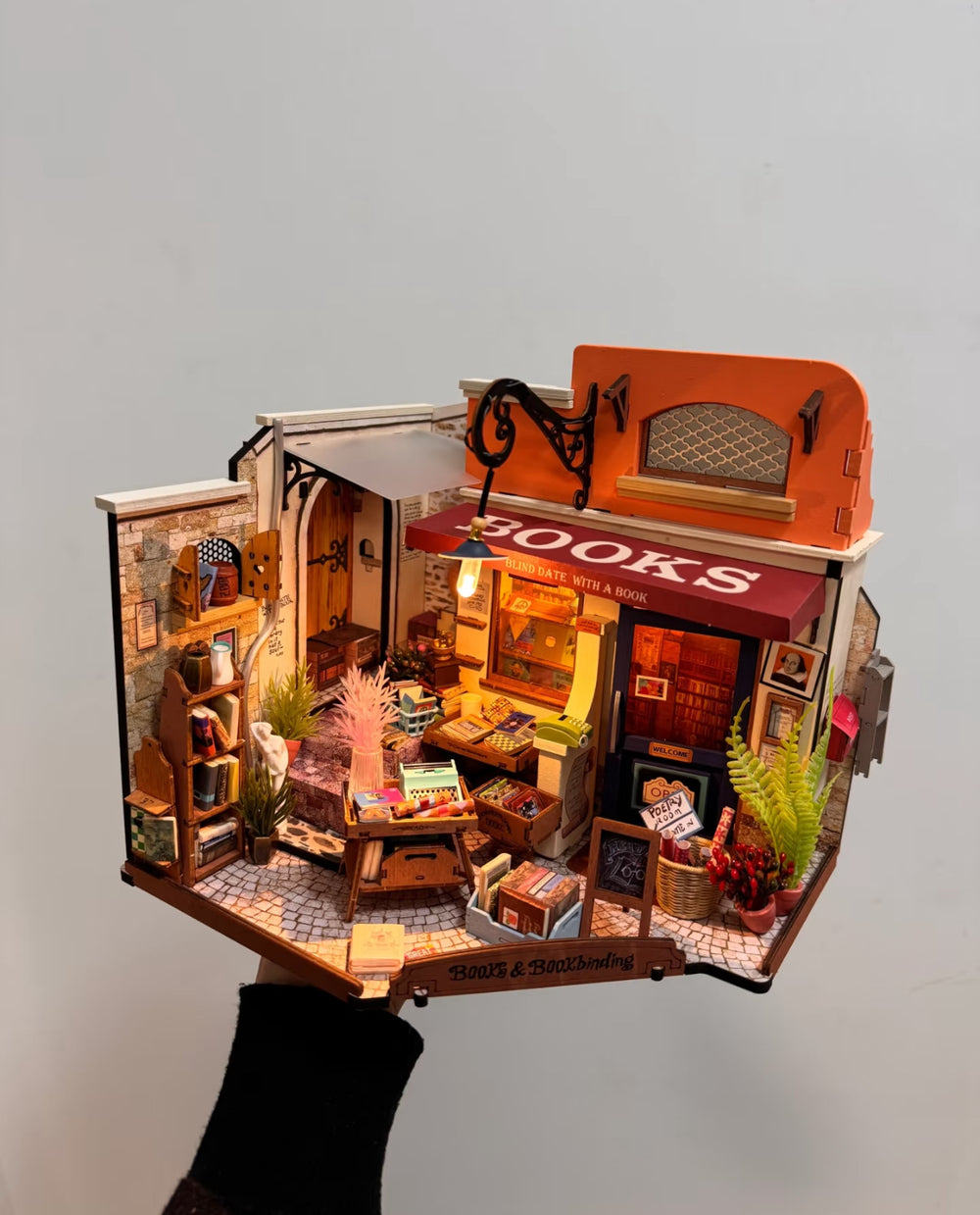 Rolife DIY Miniature House Kit - Corner Bookstore