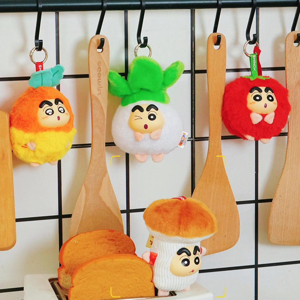 CRAYON SHINCHAN VOL.1 VEGGIE PLUSH PENDANT BLIND BOX