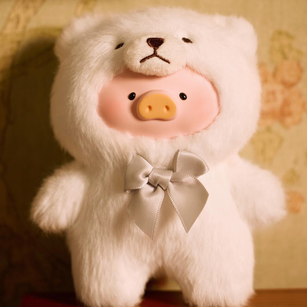 LULU THE PIGGY - VINTAGE TEDDY SHOP VINYL FACE BLIND BOX