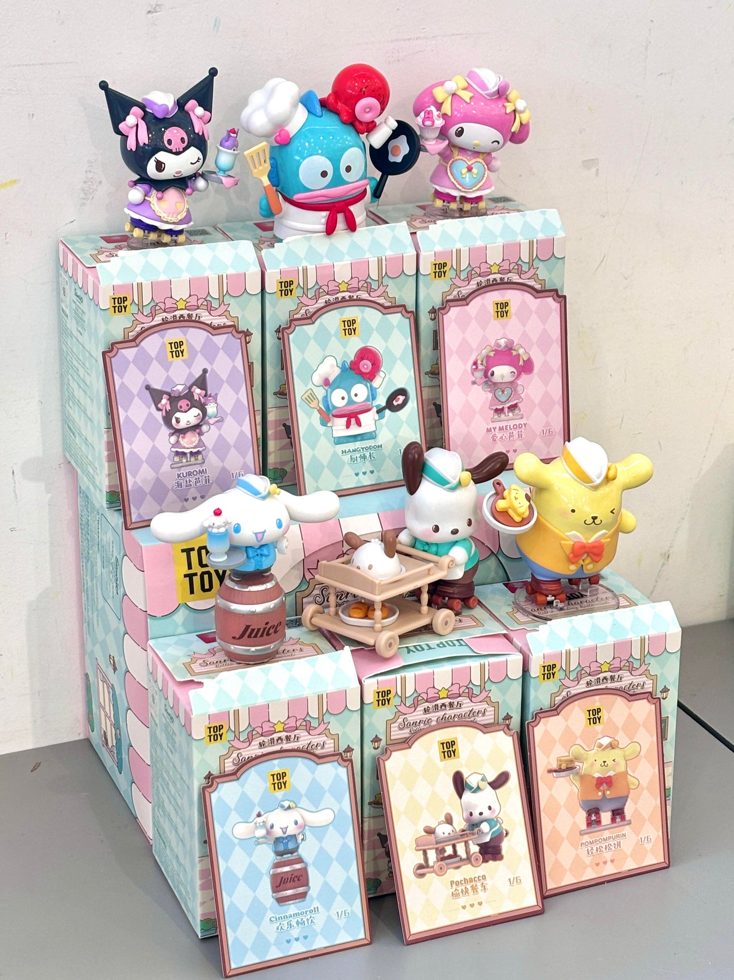 TOP TOY Sanrio Characters Roller Skating Restaurant Series Figure Blind Box